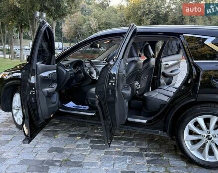 Черный Инфинити QX50, объемом двигателя 2 л и пробегом 84 тыс. км за 23999 $, фото 96 на Automoto.ua