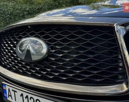 Чорний Інфініті QX50, об'ємом двигуна 2 л та пробігом 54 тис. км за 25888 $, фото 17 на Automoto.ua