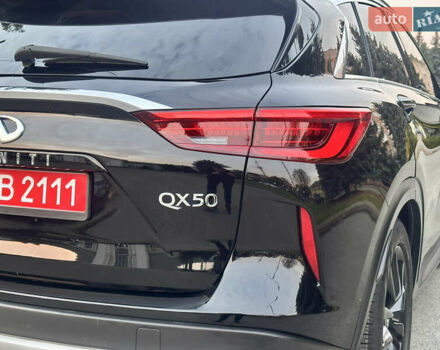 Черный Инфинити QX50, объемом двигателя 1.99 л и пробегом 120 тыс. км за 20350 $, фото 36 на Automoto.ua