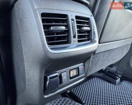 Черный Инфинити QX50, объемом двигателя 2 л и пробегом 84 тыс. км за 23999 $, фото 127 на Automoto.ua