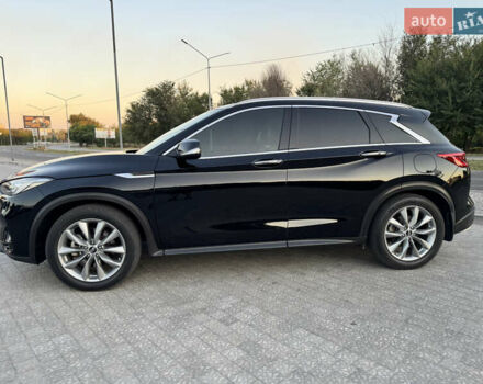 Черный Инфинити QX50, объемом двигателя 1.99 л и пробегом 147 тыс. км за 20999 $, фото 5 на Automoto.ua