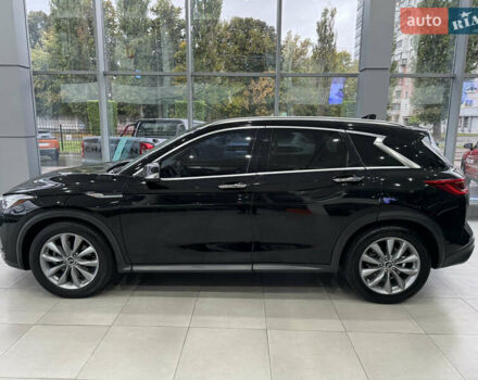 Черный Инфинити QX50, объемом двигателя 2 л и пробегом 135 тыс. км за 21950 $, фото 1 на Automoto.ua