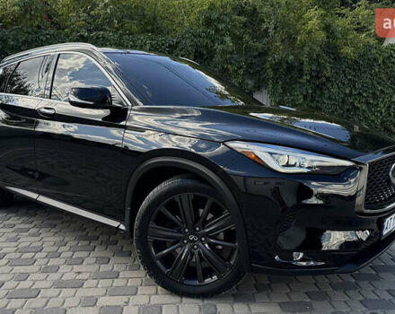 Чорний Інфініті QX50, об'ємом двигуна 2 л та пробігом 54 тис. км за 25888 $, фото 3 на Automoto.ua
