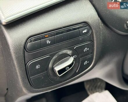 Черный Инфинити QX50, объемом двигателя 2 л и пробегом 87 тыс. км за 23290 $, фото 17 на Automoto.ua