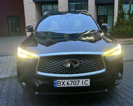 Черный Инфинити QX50, объемом двигателя 2 л и пробегом 101 тыс. км за 25000 $, фото 6 на Automoto.ua