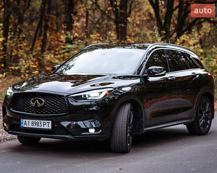 Черный Инфинити QX50, объемом двигателя 2 л и пробегом 64 тыс. км за 24500 $, фото 2 на Automoto.ua