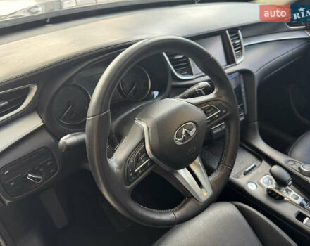 Черный Инфинити QX50, объемом двигателя 2 л и пробегом 135 тыс. км за 21950 $, фото 10 на Automoto.ua