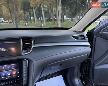 Черный Инфинити QX50, объемом двигателя 2 л и пробегом 84 тыс. км за 23999 $, фото 139 на Automoto.ua
