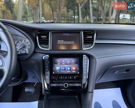 Черный Инфинити QX50, объемом двигателя 2 л и пробегом 84 тыс. км за 23999 $, фото 140 на Automoto.ua