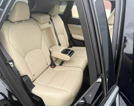 Черный Инфинити QX50, объемом двигателя 2 л и пробегом 44 тыс. км за 10000 $, фото 14 на Automoto.ua