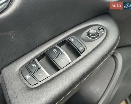 Черный Инфинити QX50, объемом двигателя 2 л и пробегом 87 тыс. км за 23290 $, фото 15 на Automoto.ua