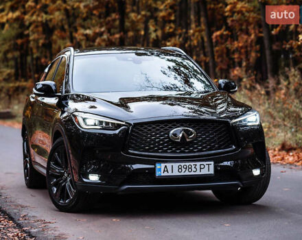 Черный Инфинити QX50, объемом двигателя 2 л и пробегом 64 тыс. км за 24500 $, фото 4 на Automoto.ua