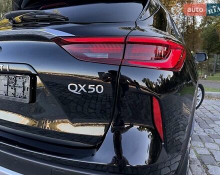 Черный Инфинити QX50, объемом двигателя 2 л и пробегом 84 тыс. км за 23999 $, фото 80 на Automoto.ua