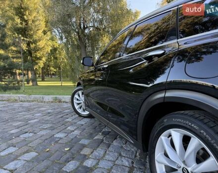Черный Инфинити QX50, объемом двигателя 2 л и пробегом 84 тыс. км за 23999 $, фото 65 на Automoto.ua