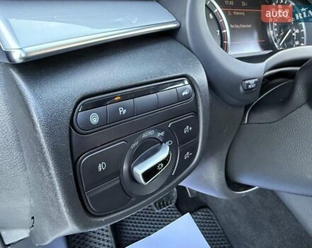 Черный Инфинити QX50, объемом двигателя 2 л и пробегом 84 тыс. км за 23999 $, фото 105 на Automoto.ua