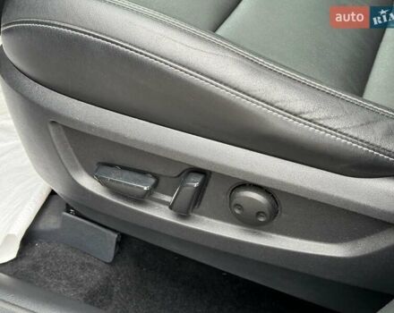 Черный Инфинити QX50, объемом двигателя 2 л и пробегом 87 тыс. км за 23290 $, фото 19 на Automoto.ua