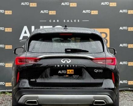 Черный Инфинити QX50, объемом двигателя 2 л и пробегом 34 тыс. км за 24500 $, фото 5 на Automoto.ua