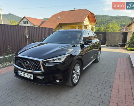 Черный Инфинити QX50, объемом двигателя 1.99 л и пробегом 81 тыс. км за 25000 $, фото 1 на Automoto.ua