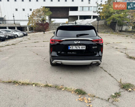 Черный Инфинити QX50, объемом двигателя 2 л и пробегом 129 тыс. км за 24000 $, фото 6 на Automoto.ua