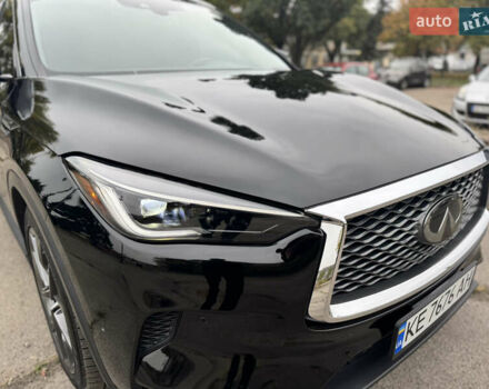Черный Инфинити QX50, объемом двигателя 2 л и пробегом 129 тыс. км за 24000 $, фото 4 на Automoto.ua