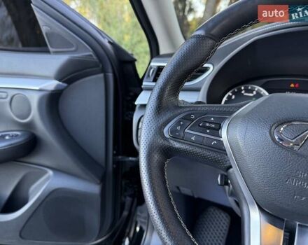 Черный Инфинити QX50, объемом двигателя 2 л и пробегом 84 тыс. км за 23999 $, фото 107 на Automoto.ua