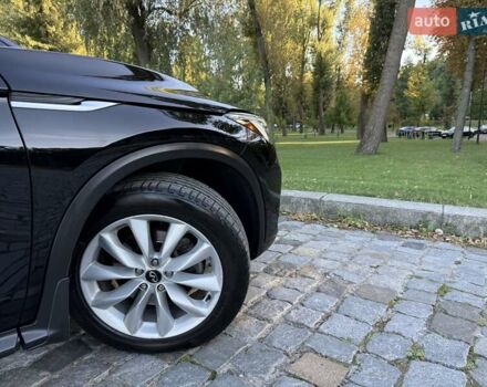 Черный Инфинити QX50, объемом двигателя 2 л и пробегом 84 тыс. км за 23999 $, фото 84 на Automoto.ua