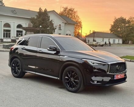 Чорний Інфініті QX50, об'ємом двигуна 2 л та пробігом 120 тис. км за 20800 $, фото 17 на Automoto.ua