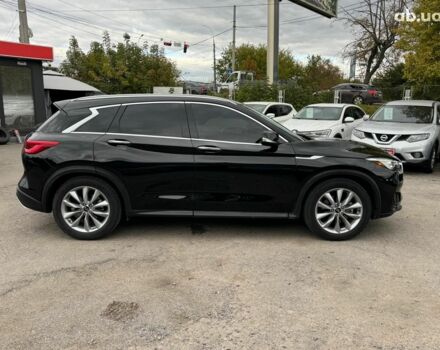 Черный Инфинити QX50, объемом двигателя 2 л и пробегом 87 тыс. км за 23290 $, фото 4 на Automoto.ua