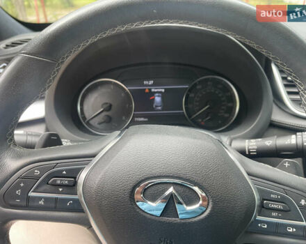 Черный Инфинити QX50, объемом двигателя 1.99 л и пробегом 71 тыс. км за 24000 $, фото 2 на Automoto.ua