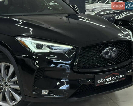 Черный Инфинити QX50, объемом двигателя 2 л и пробегом 83 тыс. км за 21999 $, фото 8 на Automoto.ua