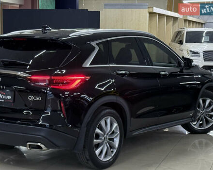 Черный Инфинити QX50, объемом двигателя 2 л и пробегом 83 тыс. км за 21999 $, фото 11 на Automoto.ua