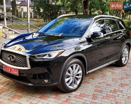 Черный Инфинити QX50, объемом двигателя 2 л и пробегом 49 тыс. км за 21777 $, фото 1 на Automoto.ua
