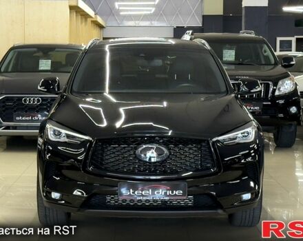 Черный Инфинити QX50, объемом двигателя 2 л и пробегом 80 тыс. км за 25999 $, фото 1 на Automoto.ua