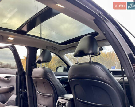 Чорний Інфініті QX50, об'ємом двигуна 1.99 л та пробігом 98 тис. км за 21900 $, фото 35 на Automoto.ua