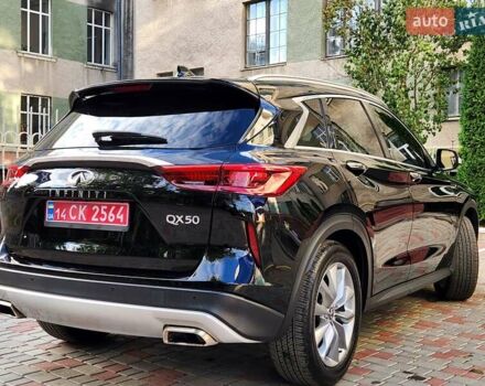 Черный Инфинити QX50, объемом двигателя 2 л и пробегом 49 тыс. км за 21777 $, фото 6 на Automoto.ua