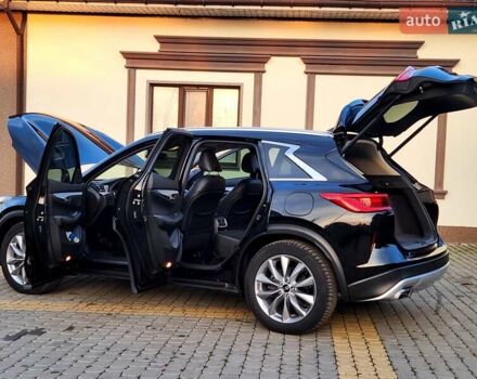 Чорний Інфініті QX50, об'ємом двигуна 2 л та пробігом 49 тис. км за 21800 $, фото 38 на Automoto.ua