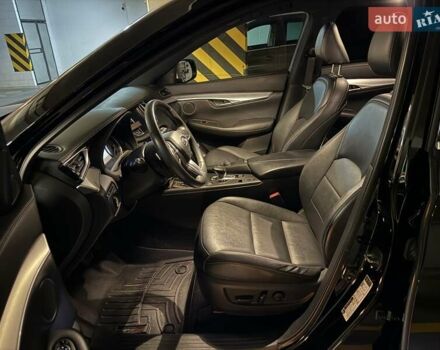 Черный Инфинити QX50, объемом двигателя 1.99 л и пробегом 61 тыс. км за 29900 $, фото 2 на Automoto.ua