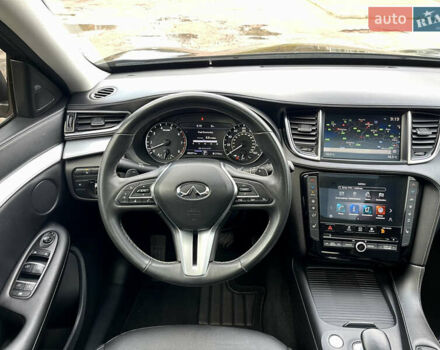 Чорний Інфініті QX50, об'ємом двигуна 1.99 л та пробігом 98 тис. км за 21900 $, фото 15 на Automoto.ua