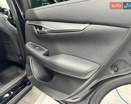 Черный Инфинити QX50, объемом двигателя 2 л и пробегом 40 тыс. км за 27500 $, фото 26 на Automoto.ua