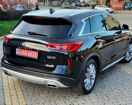 Чорний Інфініті QX50, об'ємом двигуна 2 л та пробігом 49 тис. км за 21800 $, фото 12 на Automoto.ua