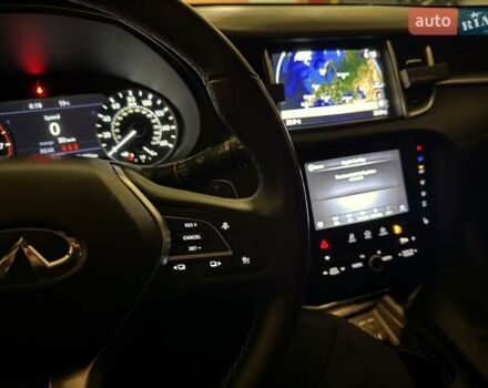 Черный Инфинити QX50, объемом двигателя 1.99 л и пробегом 61 тыс. км за 29900 $, фото 11 на Automoto.ua