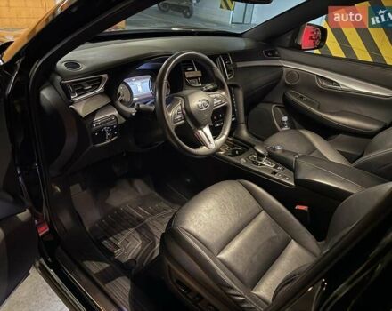 Черный Инфинити QX50, объемом двигателя 1.99 л и пробегом 61 тыс. км за 29900 $, фото 3 на Automoto.ua