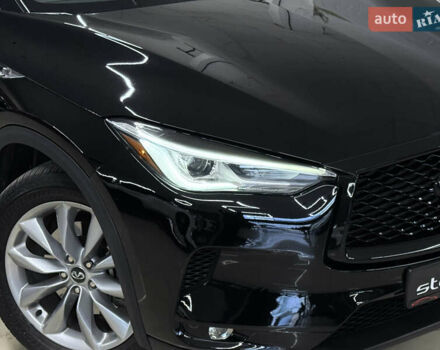 Черный Инфинити QX50, объемом двигателя 2 л и пробегом 83 тыс. км за 21999 $, фото 7 на Automoto.ua