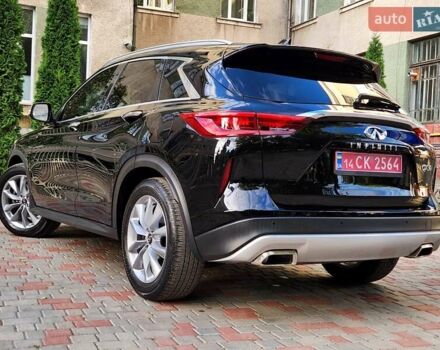 Черный Инфинити QX50, объемом двигателя 2 л и пробегом 49 тыс. км за 21777 $, фото 7 на Automoto.ua