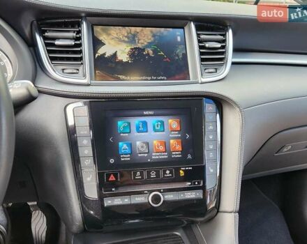 Черный Инфинити QX50, объемом двигателя 2 л и пробегом 49 тыс. км за 21777 $, фото 15 на Automoto.ua