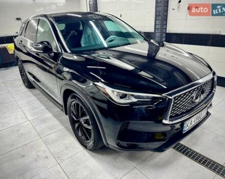 Черный Инфинити QX50, объемом двигателя 2 л и пробегом 40 тыс. км за 27500 $, фото 6 на Automoto.ua