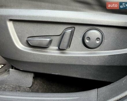 Черный Инфинити QX50, объемом двигателя 2 л и пробегом 49 тыс. км за 21777 $, фото 24 на Automoto.ua