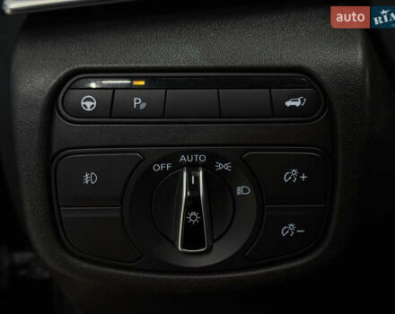 Черный Инфинити QX50, объемом двигателя 2 л и пробегом 83 тыс. км за 21999 $, фото 40 на Automoto.ua