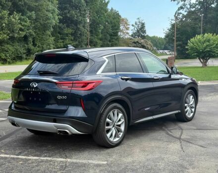 Черный Инфинити QX50, объемом двигателя 2 л и пробегом 48 тыс. км за 8300 $, фото 4 на Automoto.ua