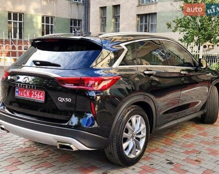 Черный Инфинити QX50, объемом двигателя 2 л и пробегом 49 тыс. км за 21777 $, фото 4 на Automoto.ua